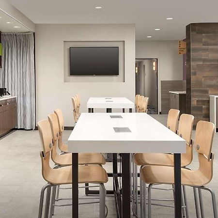 Home2 Suites By Hilton Tampa Westshore Airport Exterior photo